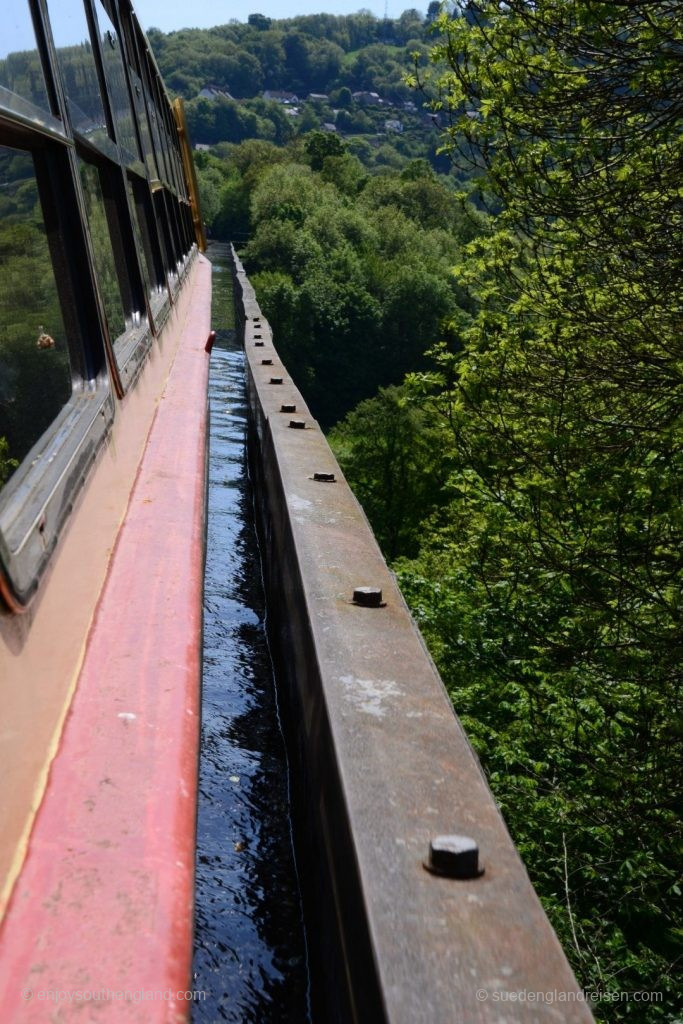 Bootsfahrt auf dem Pontcycyllte Aqueduct